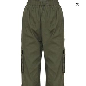 PrettyLittleThings Khaki Cargo Pants!
